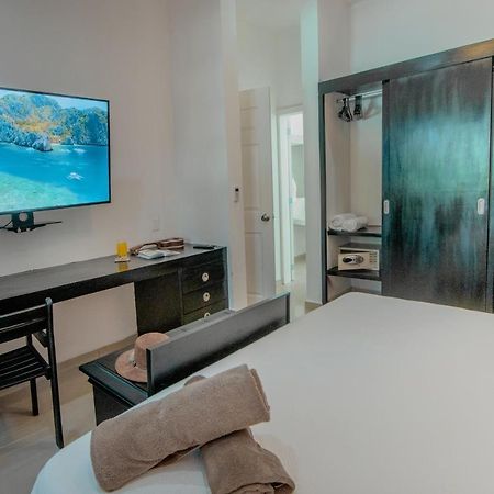Nasim Condo Hotel Con Acceso Beach Club Gratis, Metros 5Th Avenida Playa del Carmen Esterno foto