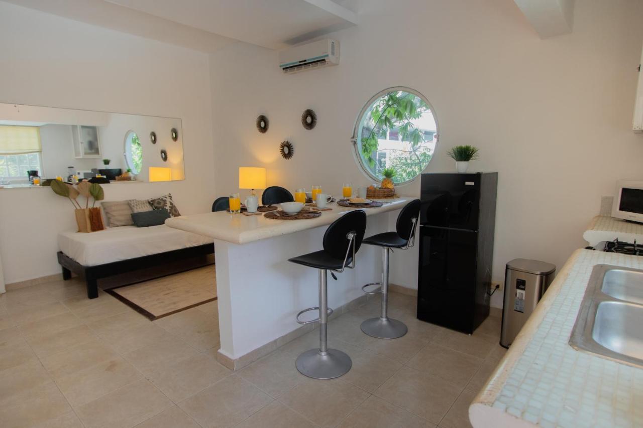 Nasim Condo Hotel Con Acceso Beach Club Gratis, Metros 5Th Avenida Playa del Carmen Esterno foto