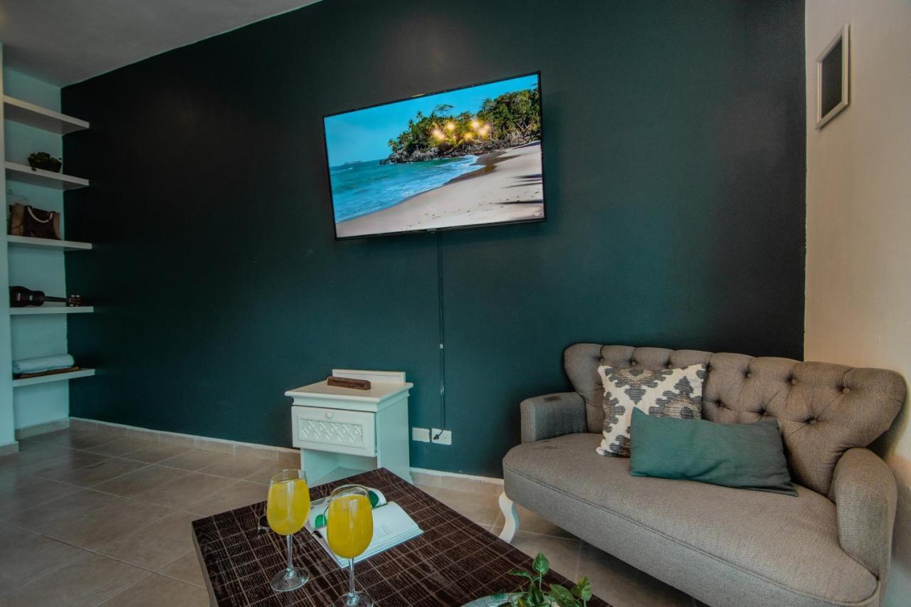 Nasim Condo Hotel Con Acceso Beach Club Gratis, Metros 5Th Avenida Playa del Carmen Esterno foto